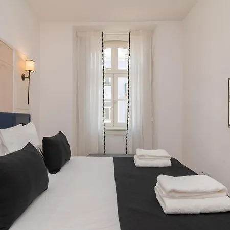 Ando Living - Santa Justa 77 House Lizbona
