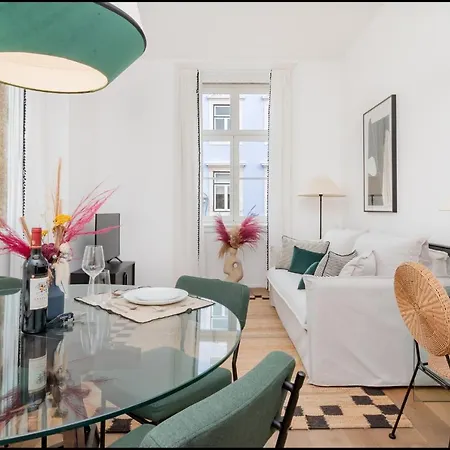 Ando Living - Santa Justa 77 House