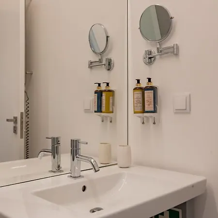 Ando Living - Santa Justa 77 House Lizbona