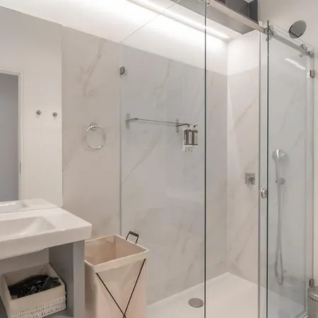 Ando Living - Santa Justa 77 House * Лиссабон